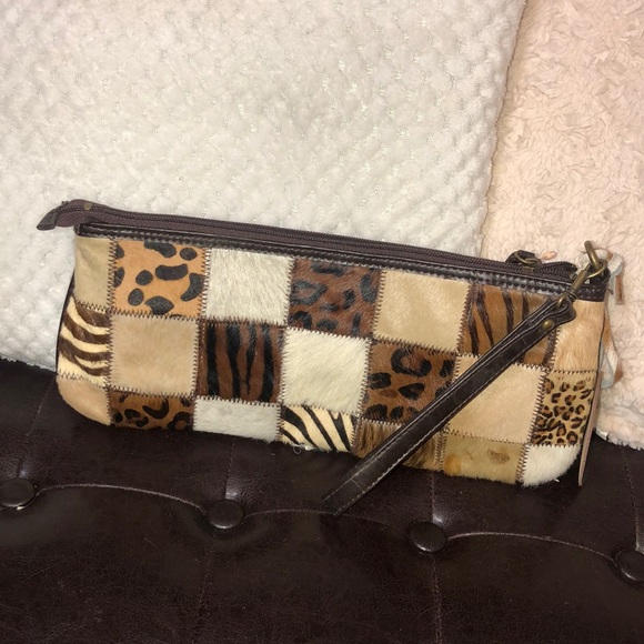 👍🏽Printed leather clutch👍🏽 - Picture 1 of 8